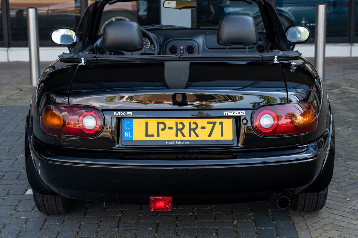 Mazda MX-5 (1995) — foto 16
