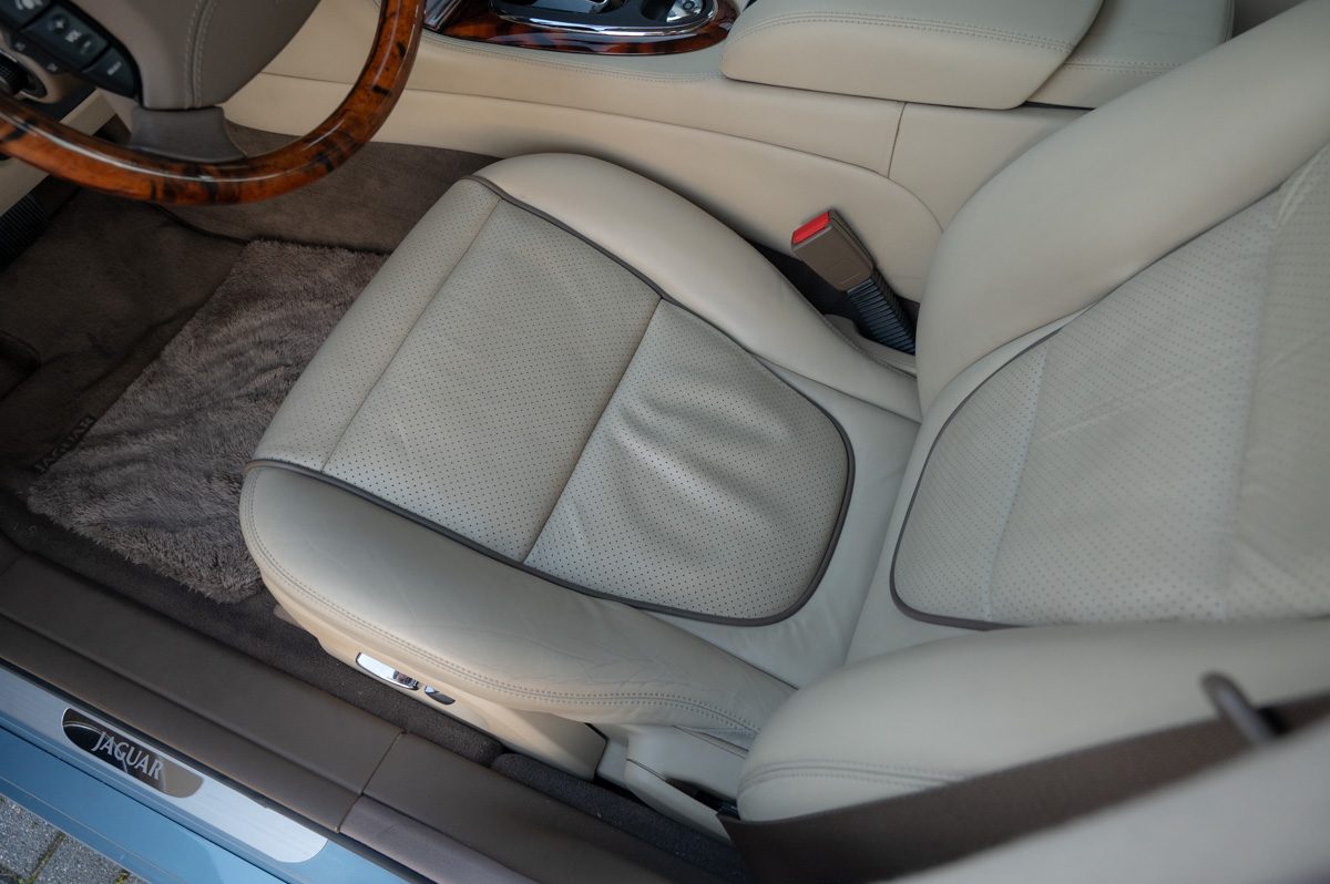 Jaguar XJ (2008) — Foto 59