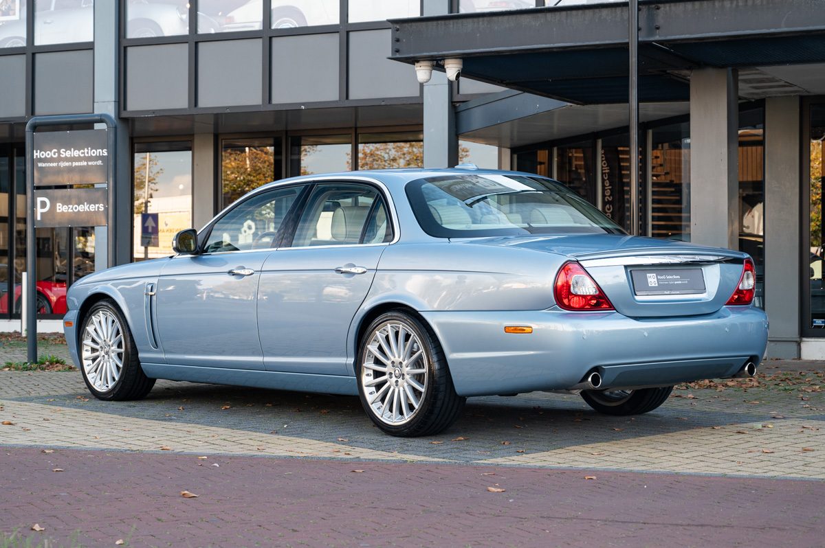 Jaguar XJ (2008) — Foto 3