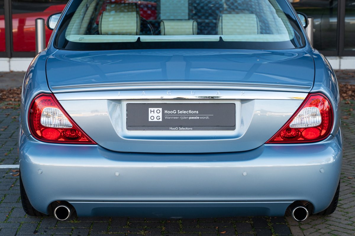 Jaguar XJ (2008) — Foto 15