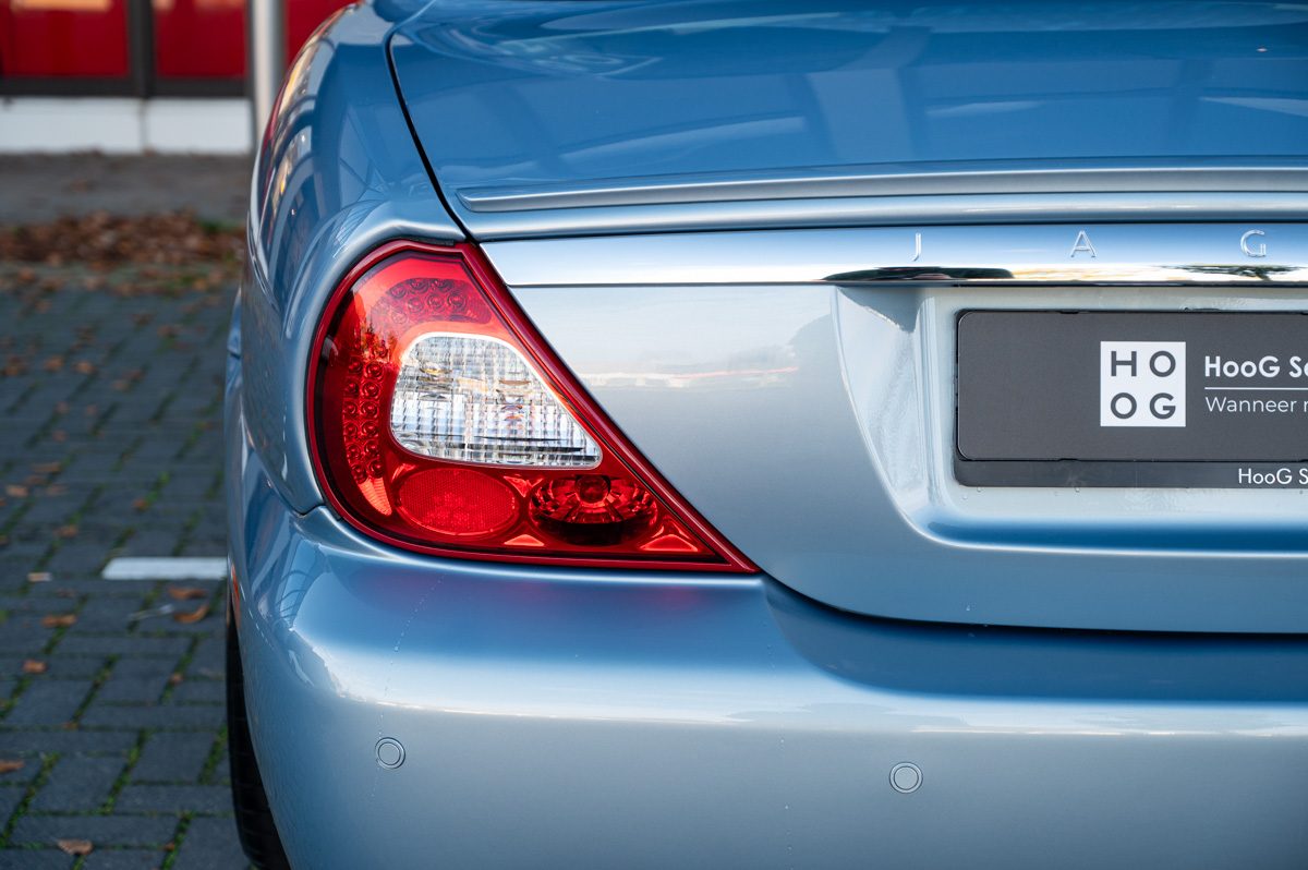 Jaguar XJ (2008) — Foto 24