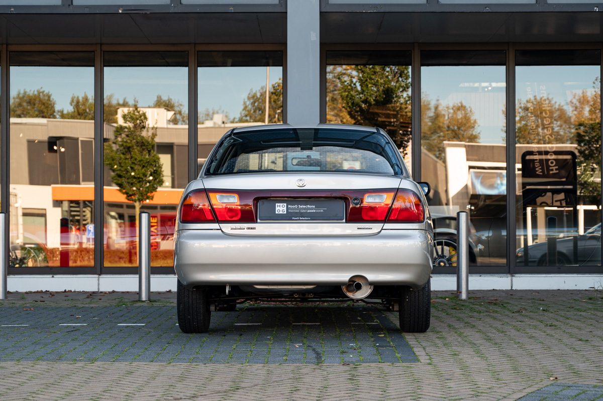 Mazda 323 (1995) — Foto 5