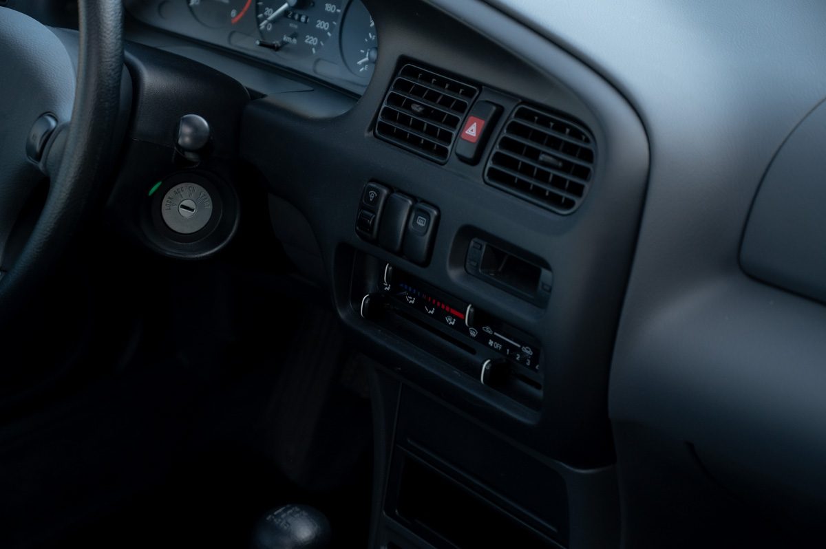 Mazda 323 (1995) — Foto 39