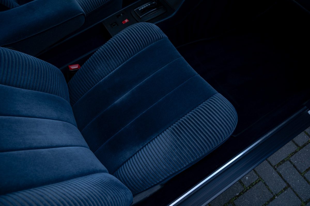 Mercedes-Benz 200-Serie (1983) — foto 49