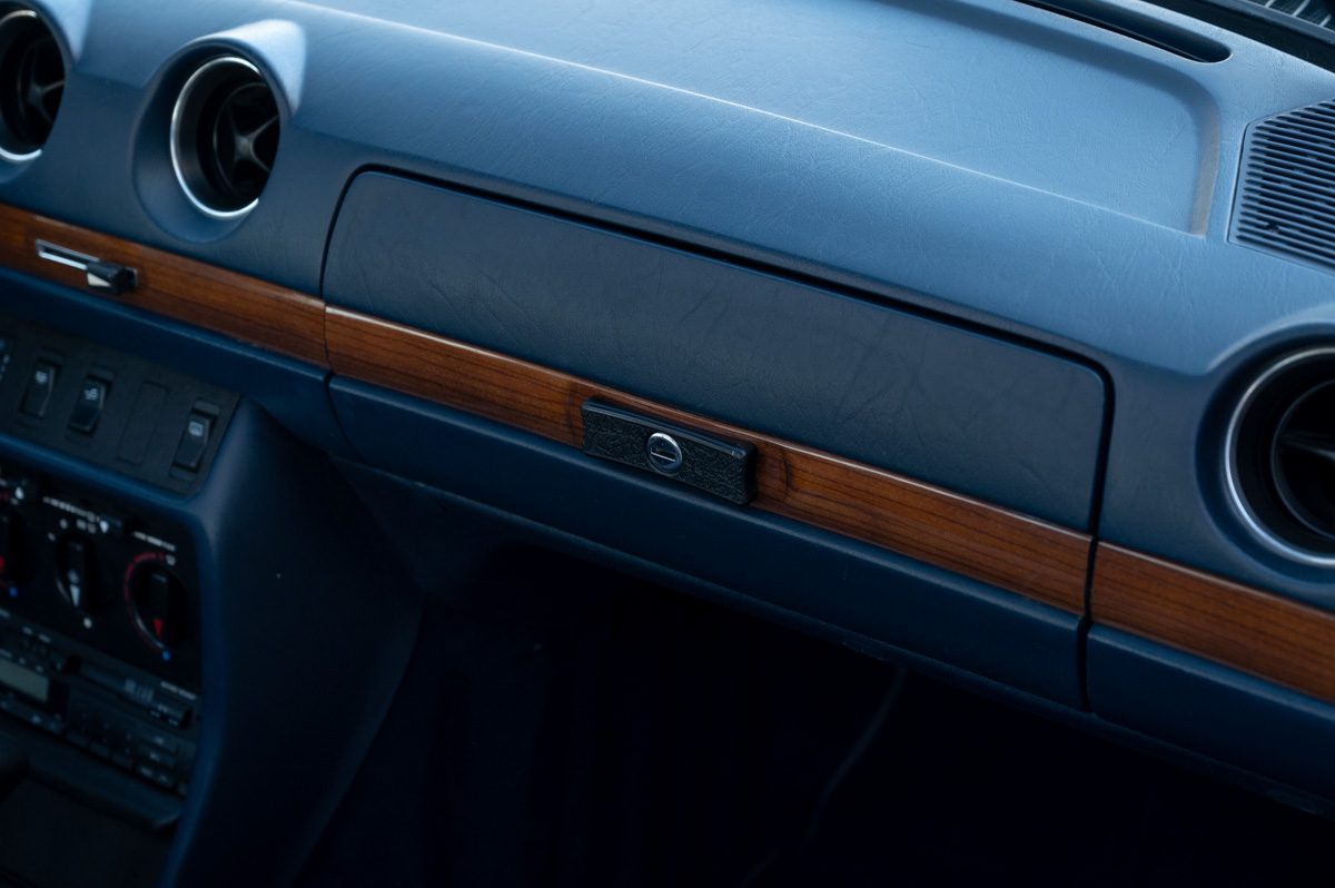 Mercedes-Benz 200-Serie (1983) — foto 52