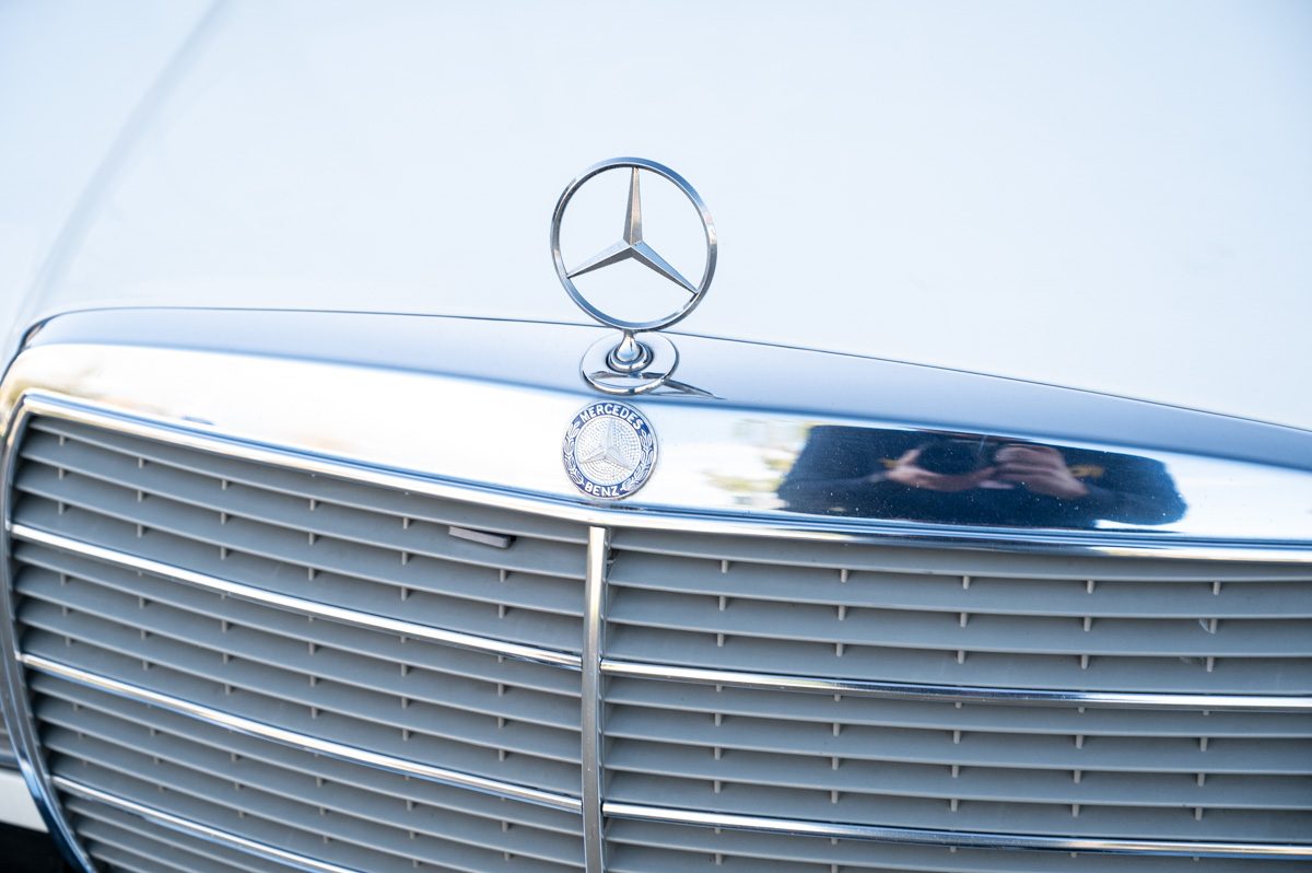 Mercedes-Benz 200-Serie (1983) — foto 25