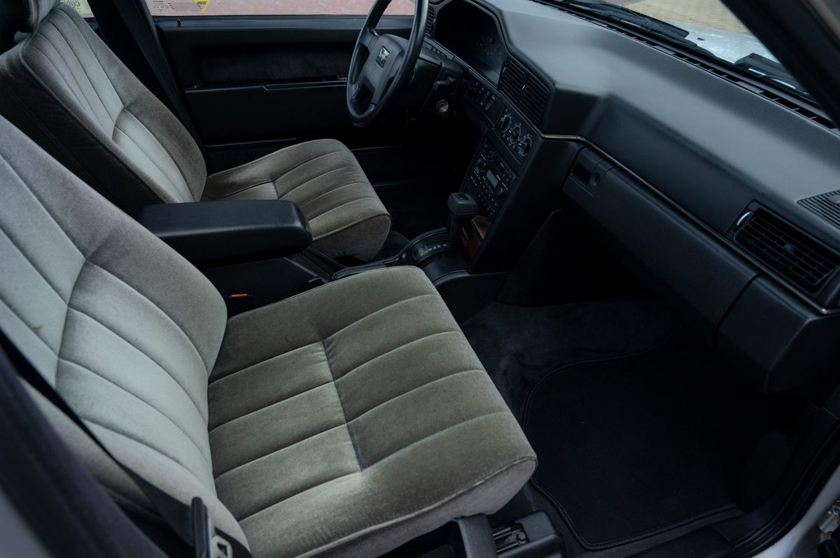Volvo 760 (1988) — photo 45