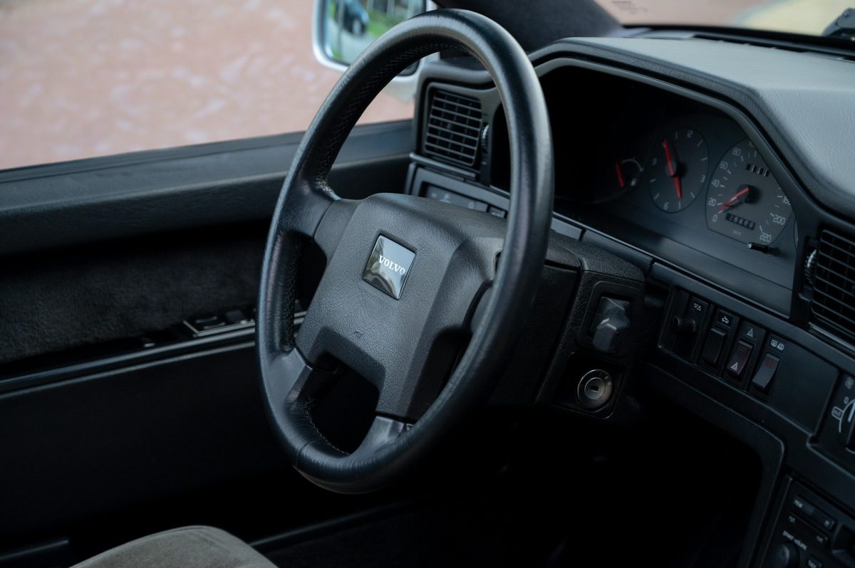 Volvo 760 (1988) — photo 50