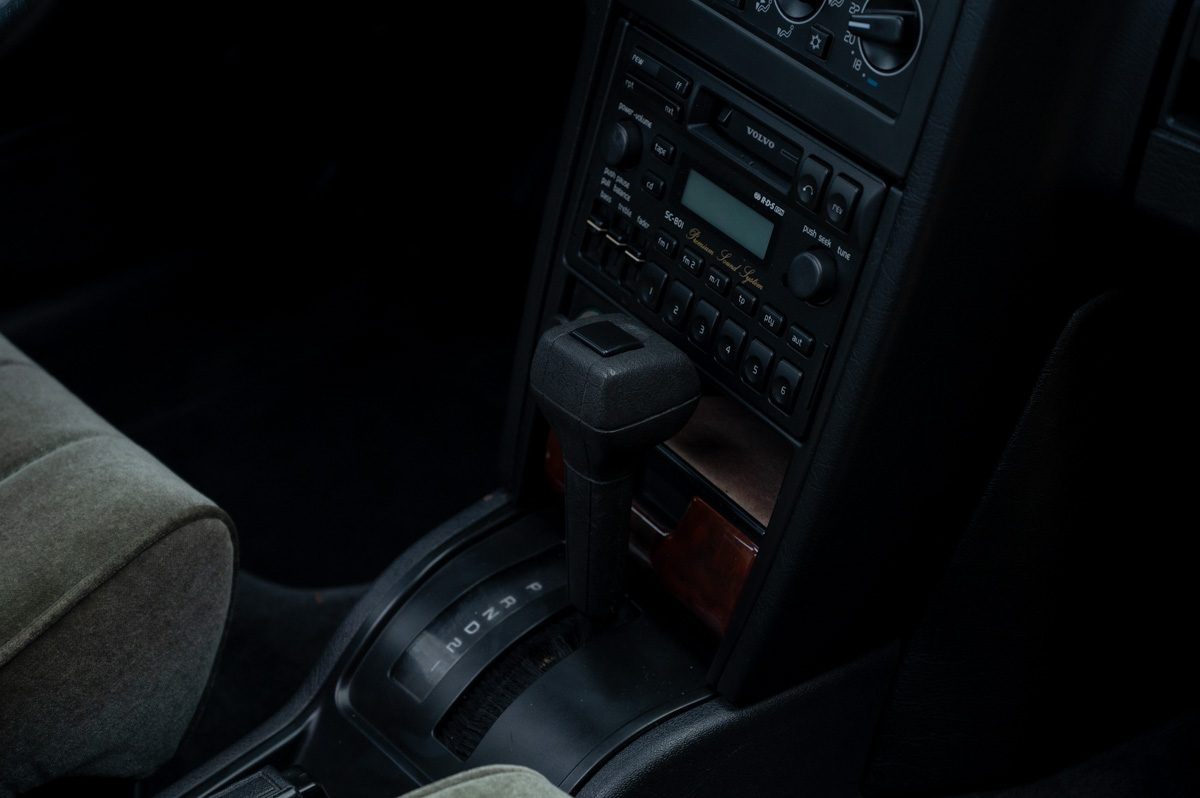 Volvo 760 (1988) — photo 55