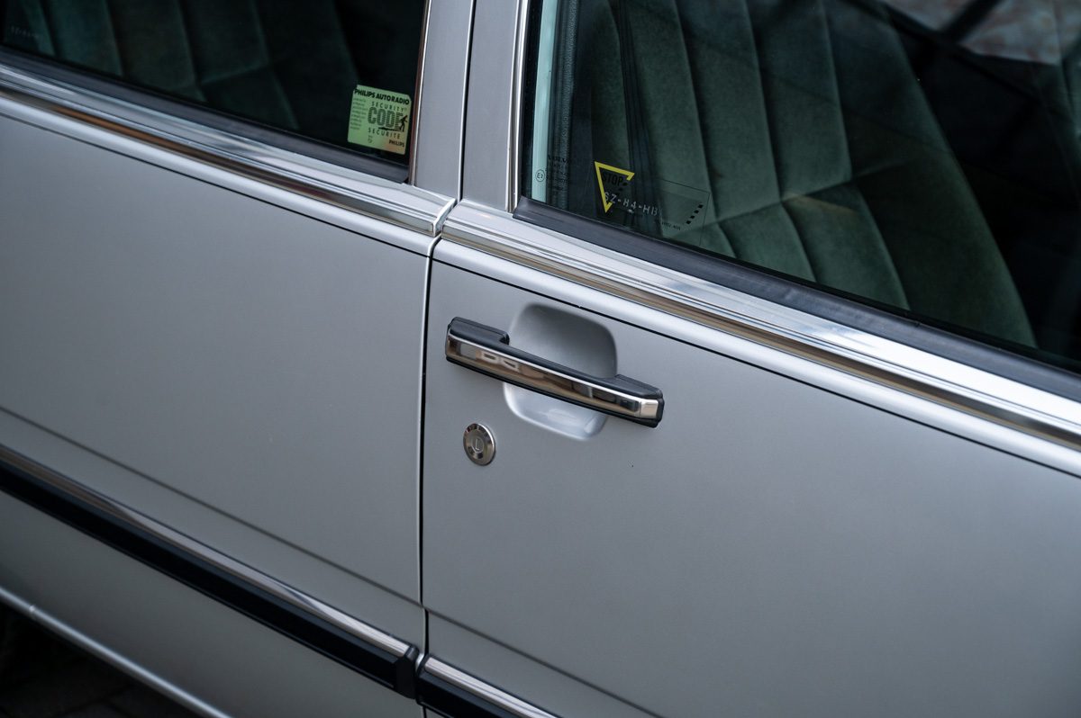 Volvo 760 (1988) — photo 26