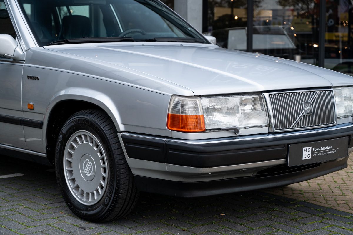 Volvo 760 (1988) — photo 24