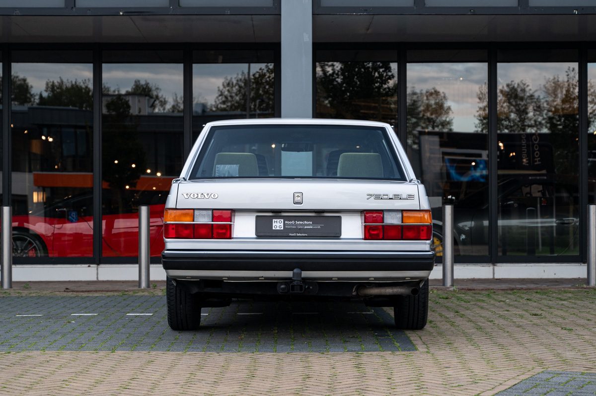 Volvo 760 (1988) — photo 12