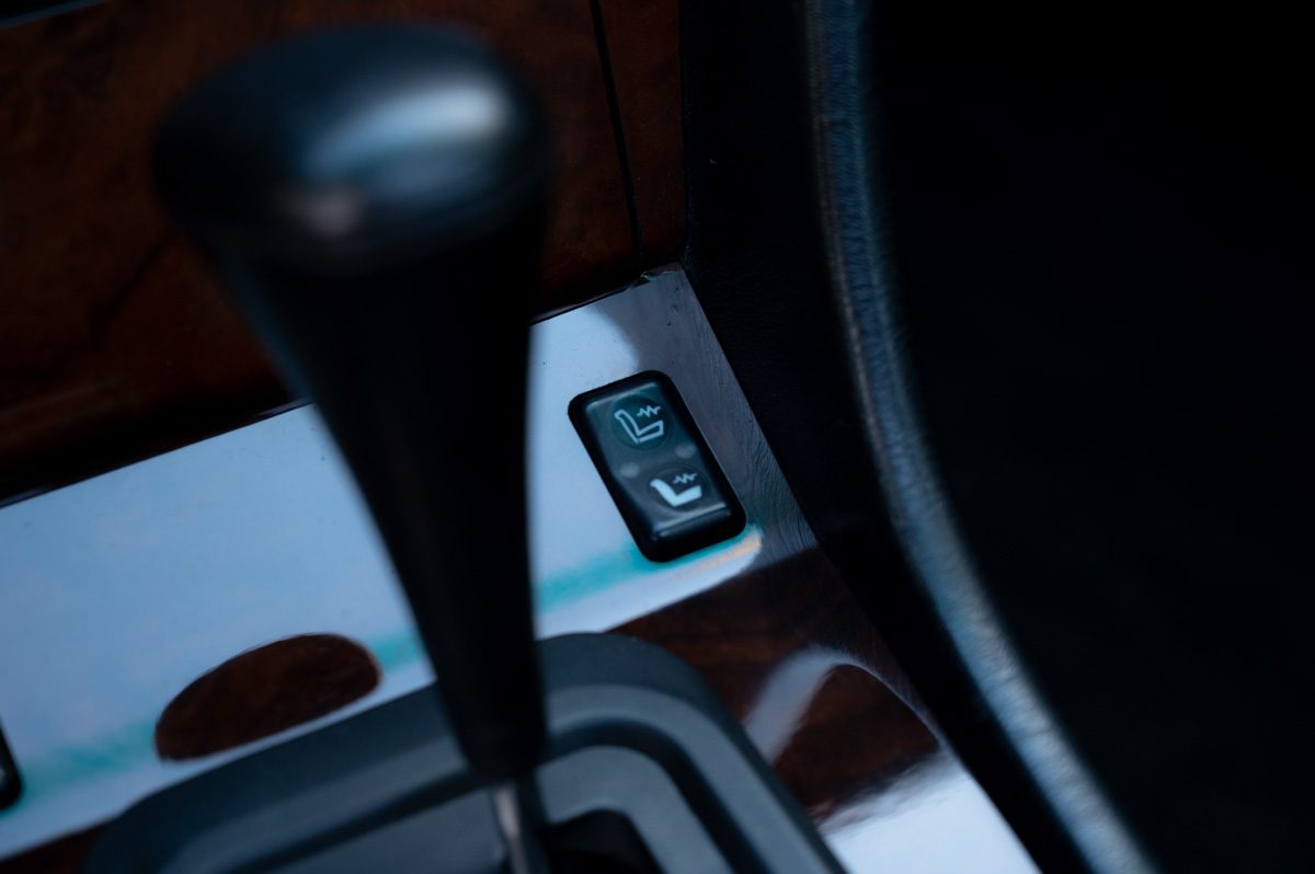 Mercedes-Benz E-Klasse (1991) — photo 53