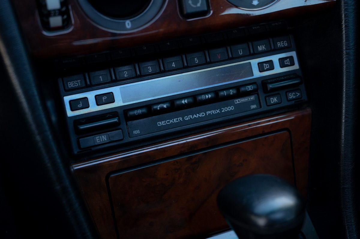 Mercedes-Benz E-Klasse (1991) — photo 51