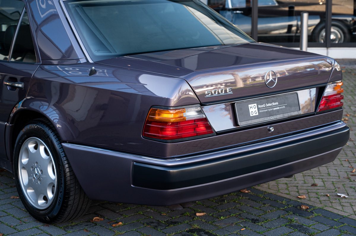 Mercedes-Benz E-Klasse (1991) — photo 10