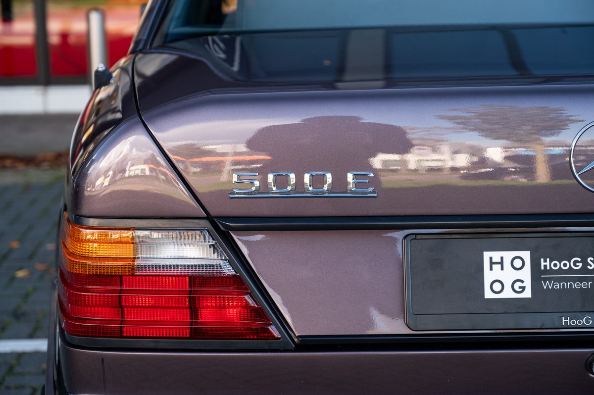 Mercedes-Benz E-Klasse (1991) — photo 22