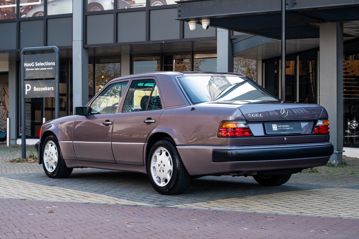 Mercedes-Benz E-Klasse (1991) — photo 11