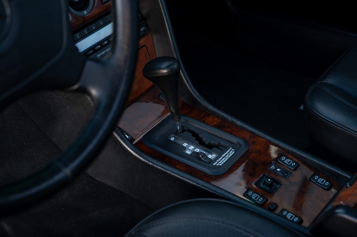 Mercedes-Benz E-Klasse (1991) — photo 58