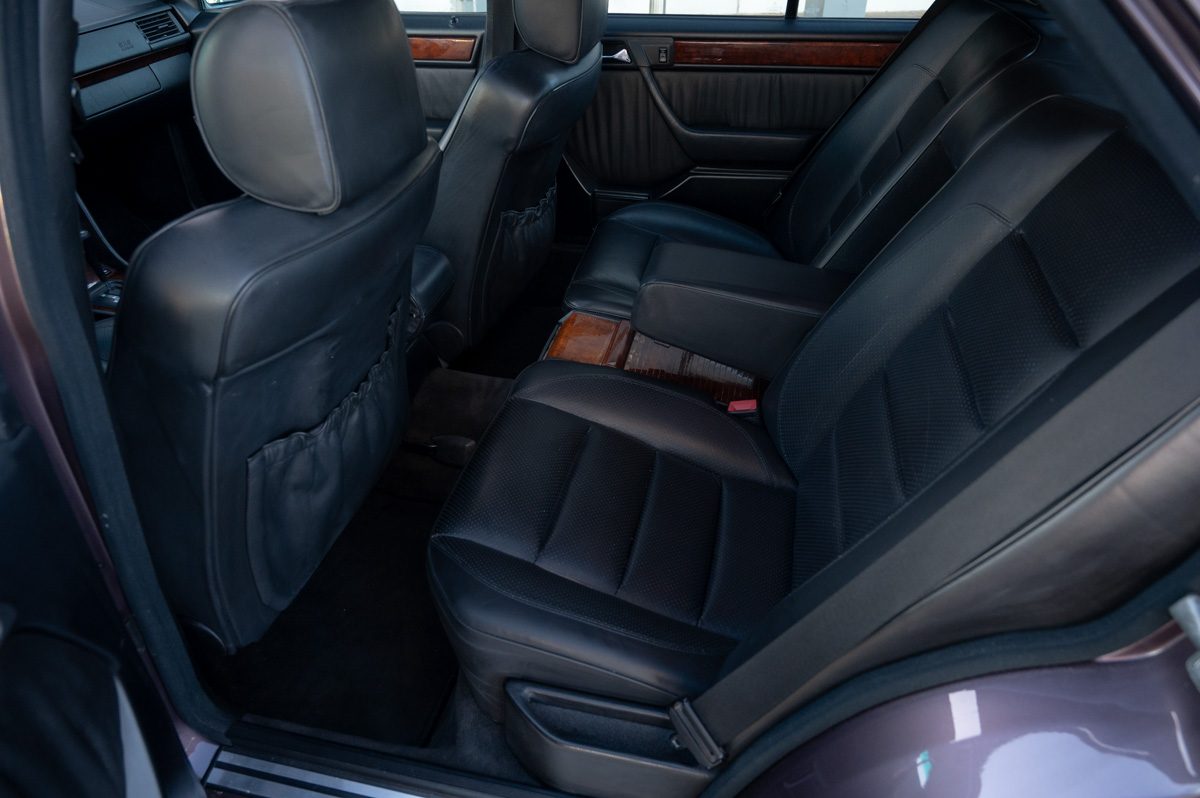 Mercedes-Benz E-Klasse (1991) — photo 44