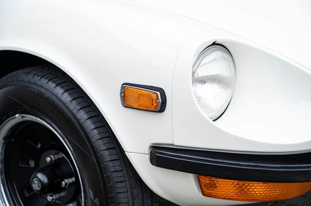 Datsun 240Z (1972) — صورة 17