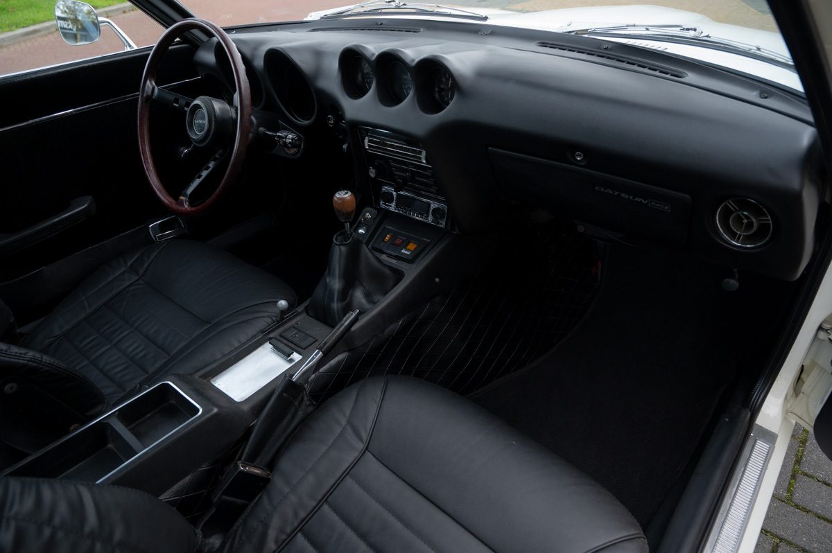Datsun 240Z (1972) — صورة 46