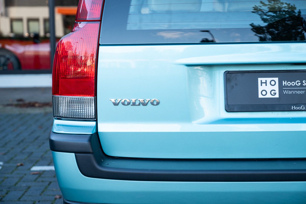 Volvo V70 (2003) — foto 21