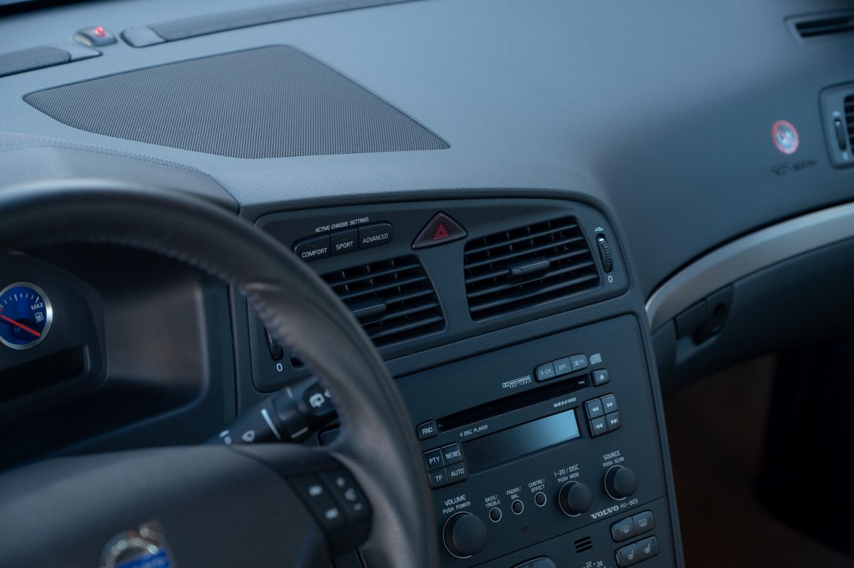 Volvo V70 (2003) — foto 51