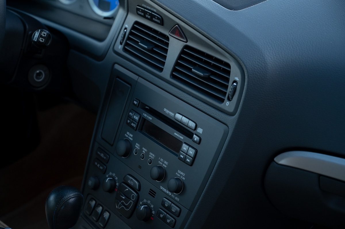 Volvo V70 (2003) — foto 56
