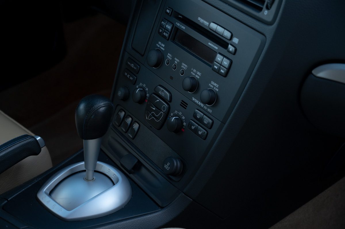 Volvo V70 (2003) — foto 58