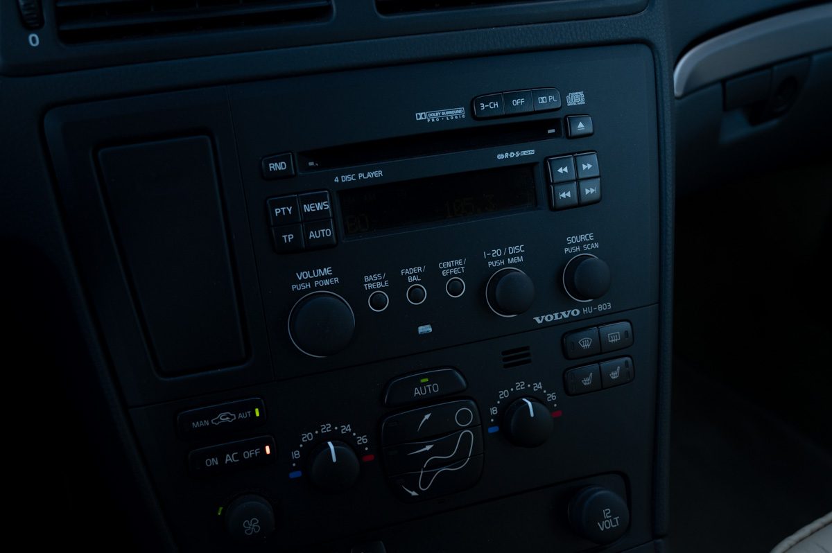 Volvo V70 (2003) — foto 62