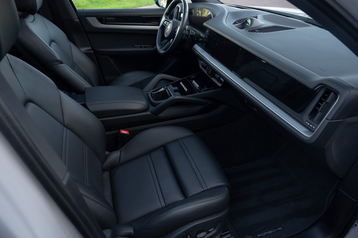 Porsche Cayenne (2024) — foto 38