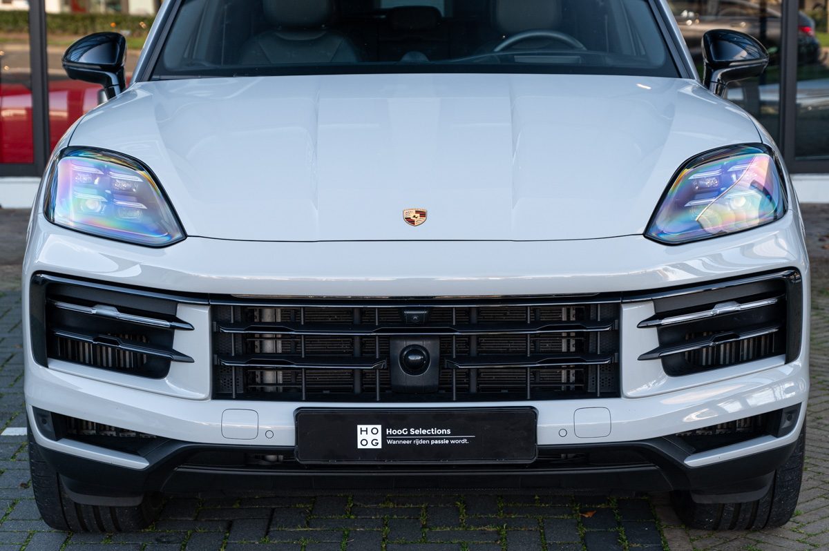 Porsche Cayenne (2024) — foto 9