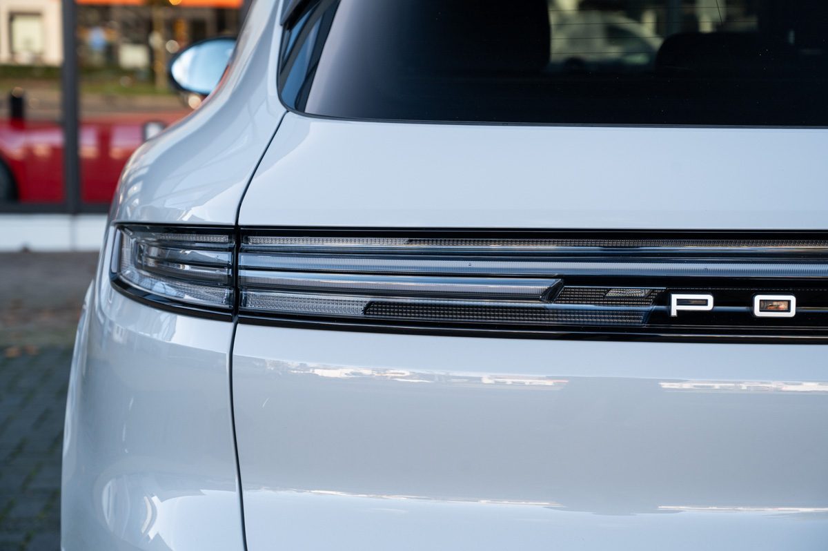 Porsche Cayenne (2024) — foto 23