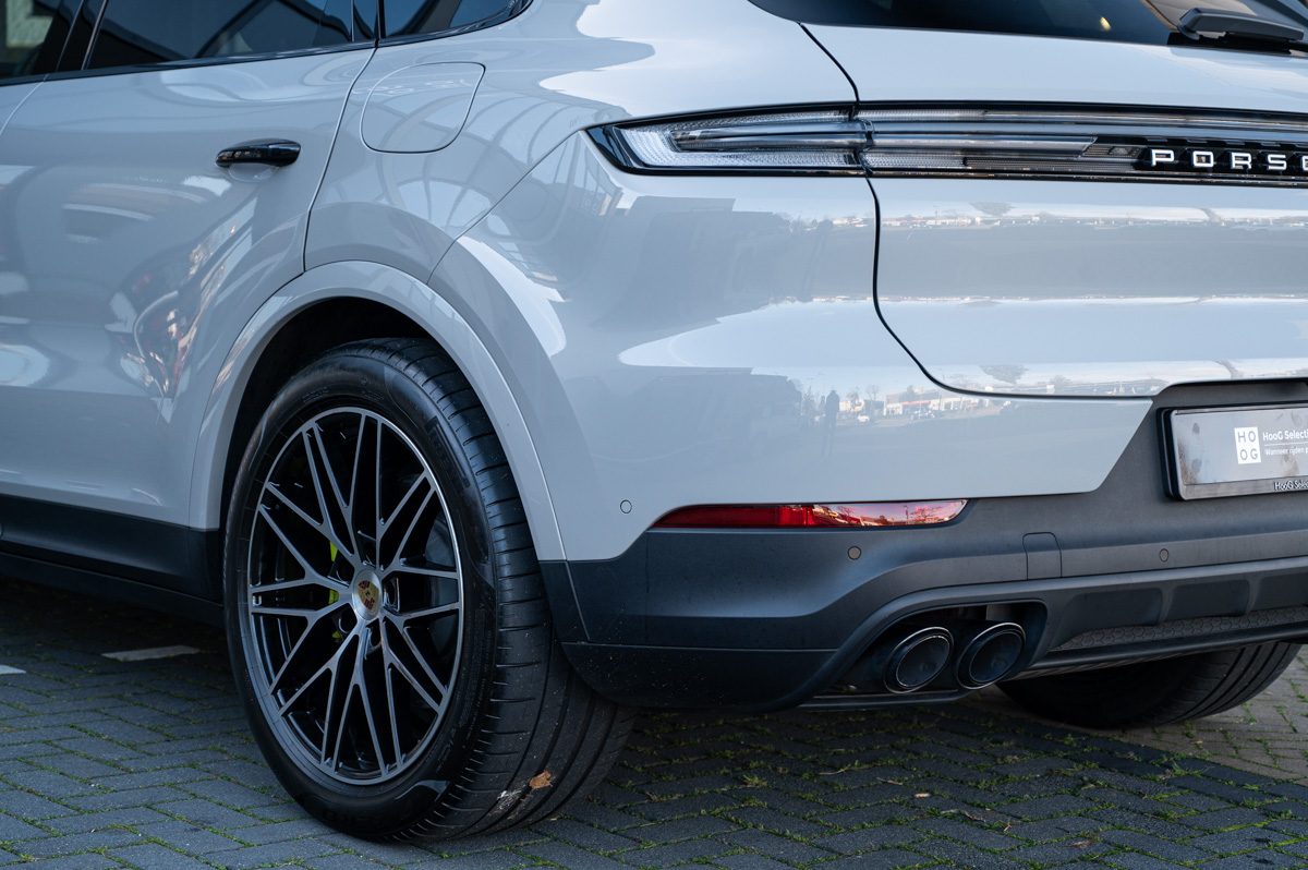 Porsche Cayenne (2024) — foto 12
