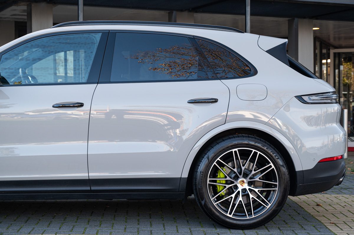 Porsche Cayenne (2024) — foto 31