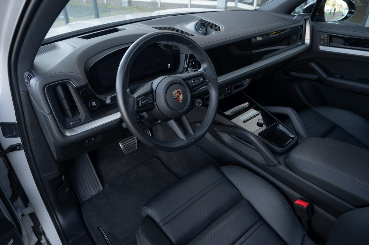 Porsche Cayenne (2024) — foto 45
