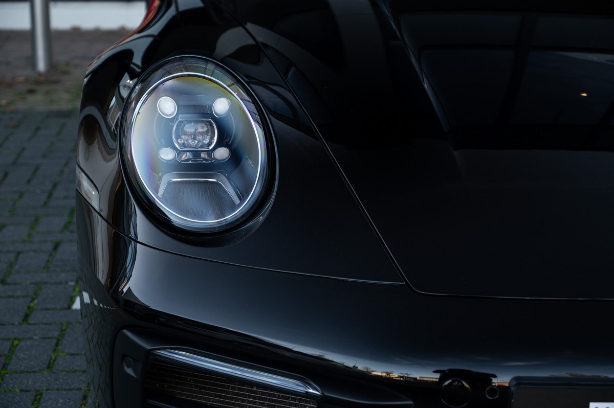 Porsche 911 (2020) — foto 21