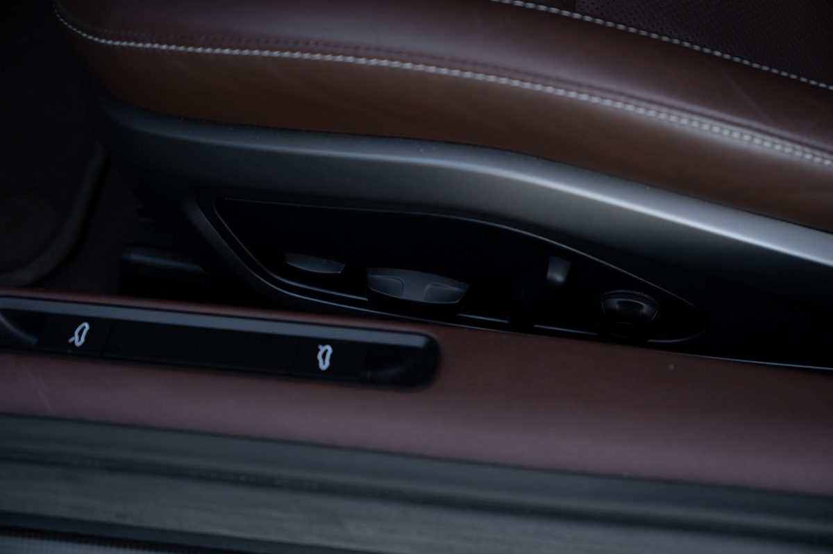 Porsche 911 (2020) — foto 60