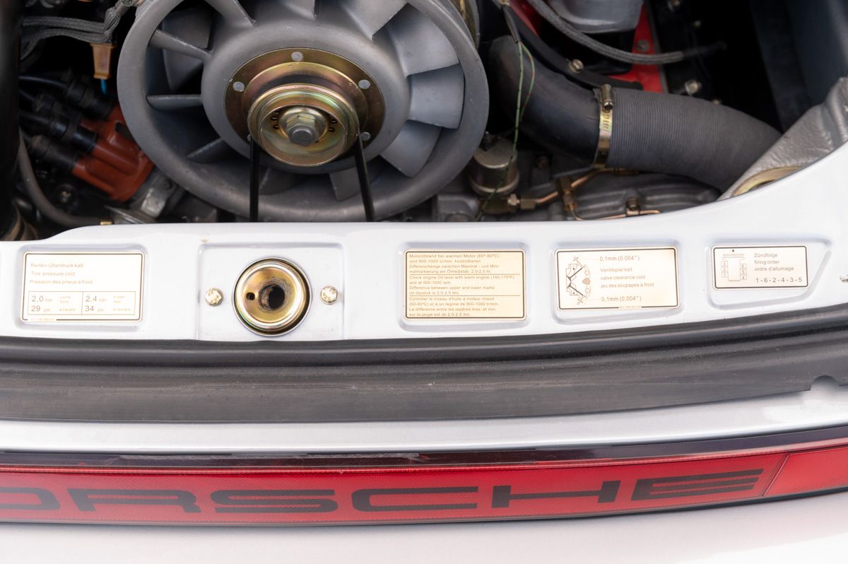 Porsche 911 (1976) — foto 69