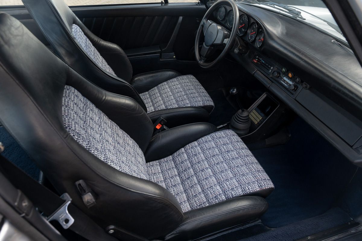 Porsche 911 (1976) — foto 48
