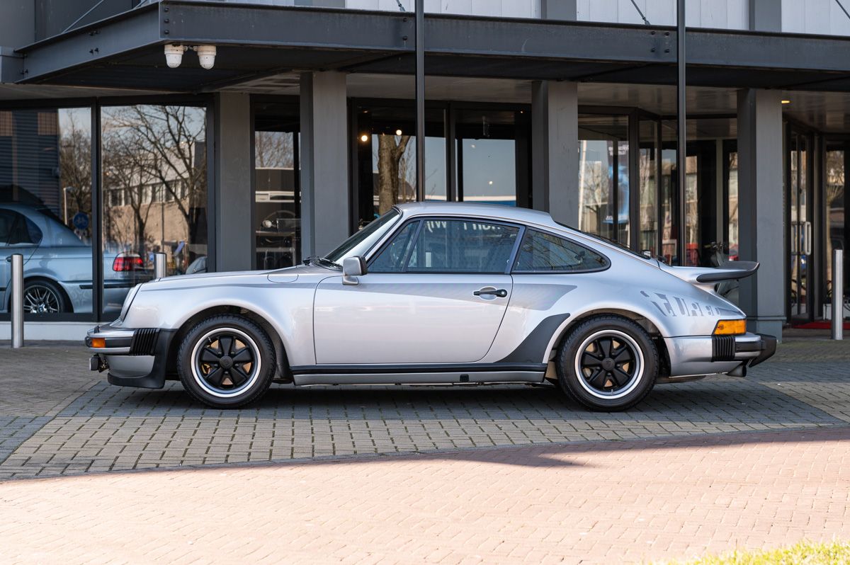 Porsche 911 (1976) — foto 2