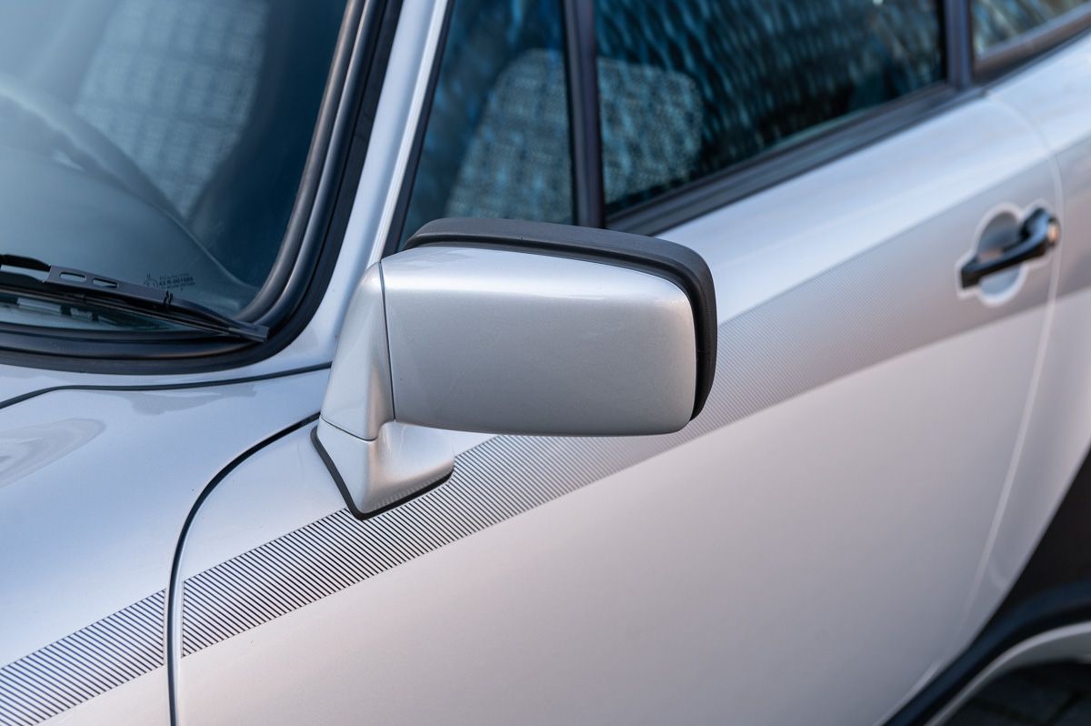 Porsche 911 (1976) — foto 30