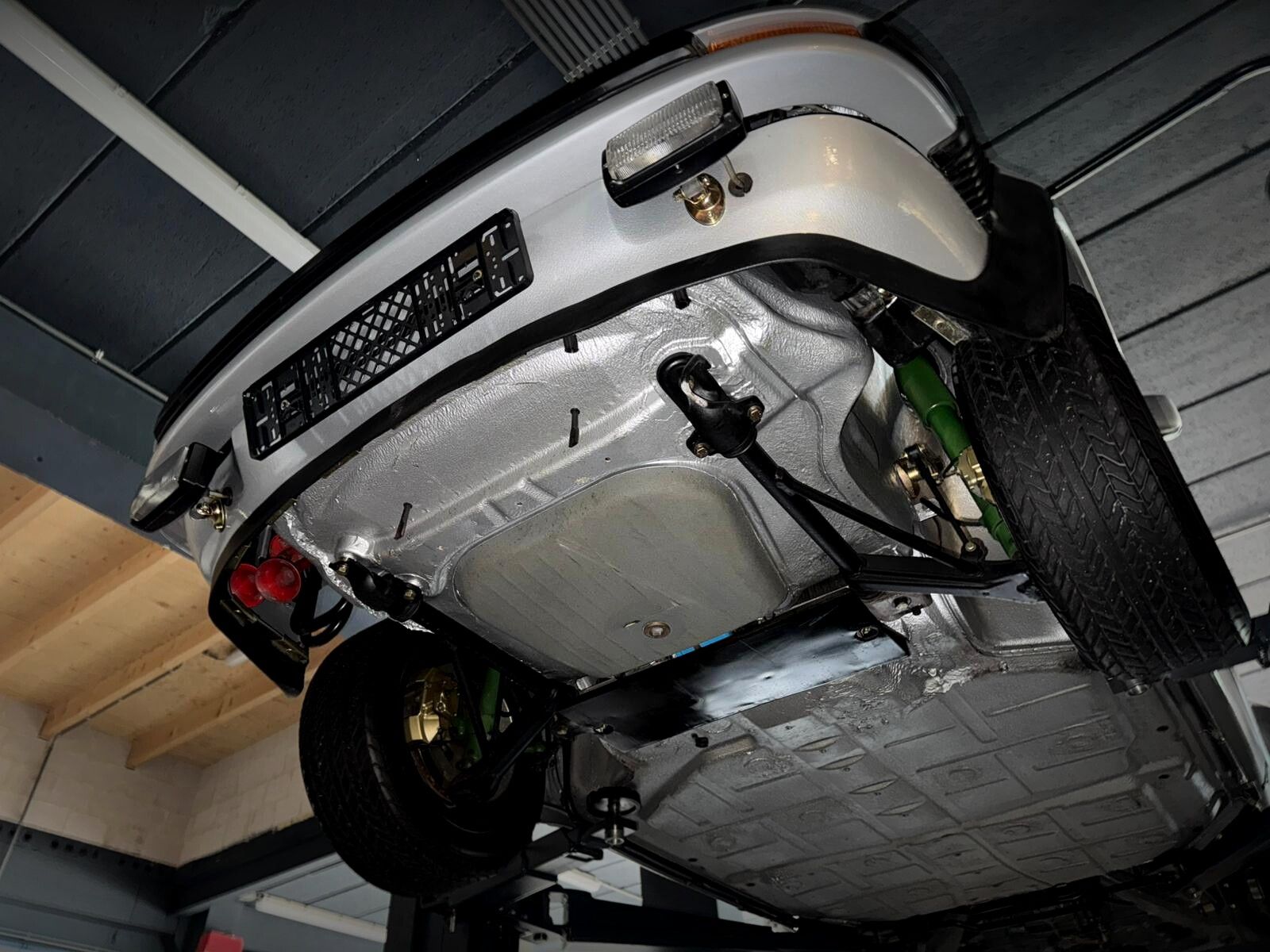 Porsche 911 (1976) — foto 73
