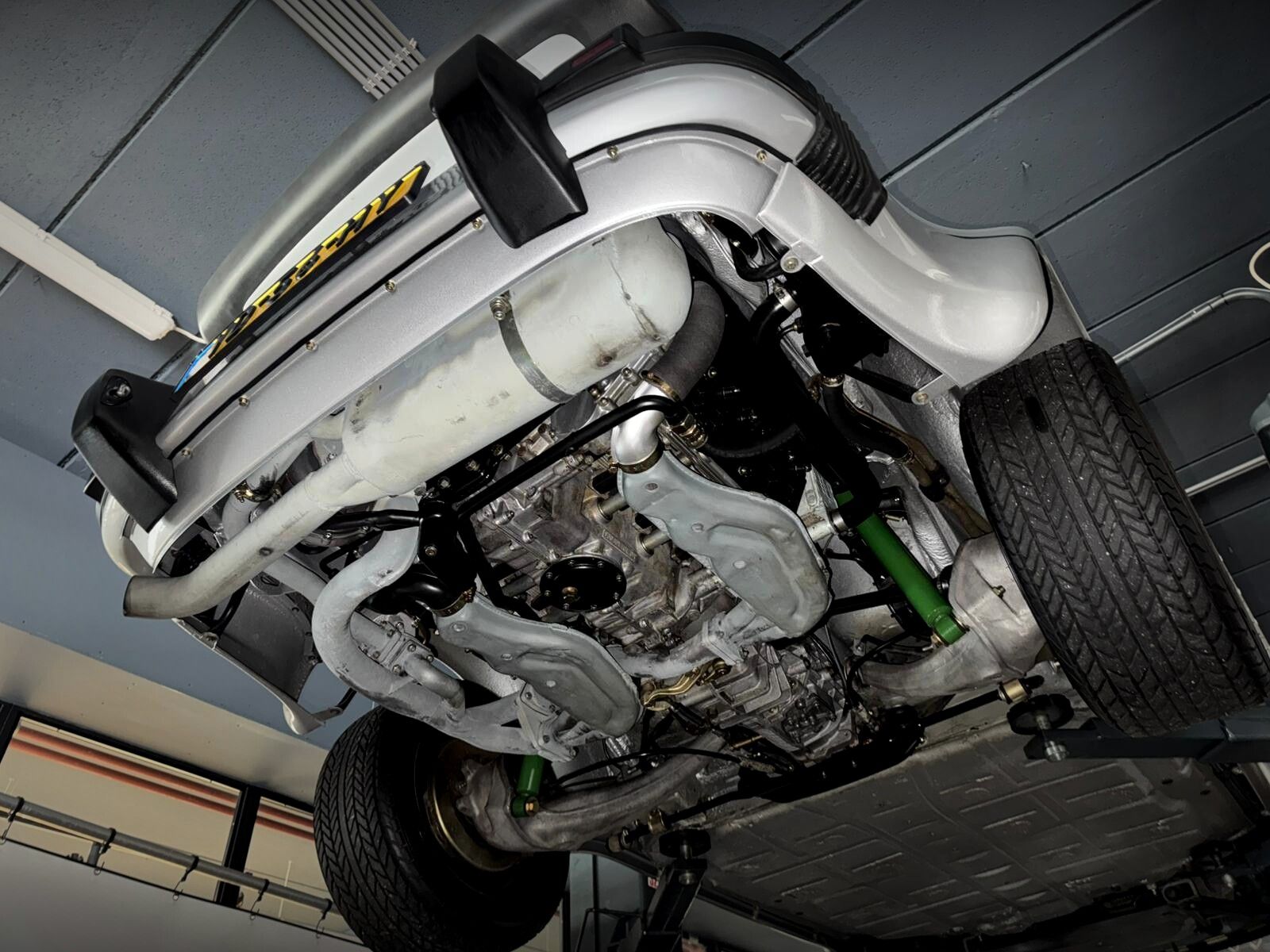 Porsche 911 (1976) — foto 80