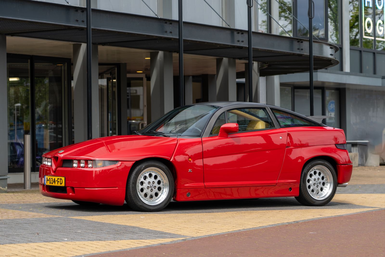 Alfa Romeo SZ (1990)