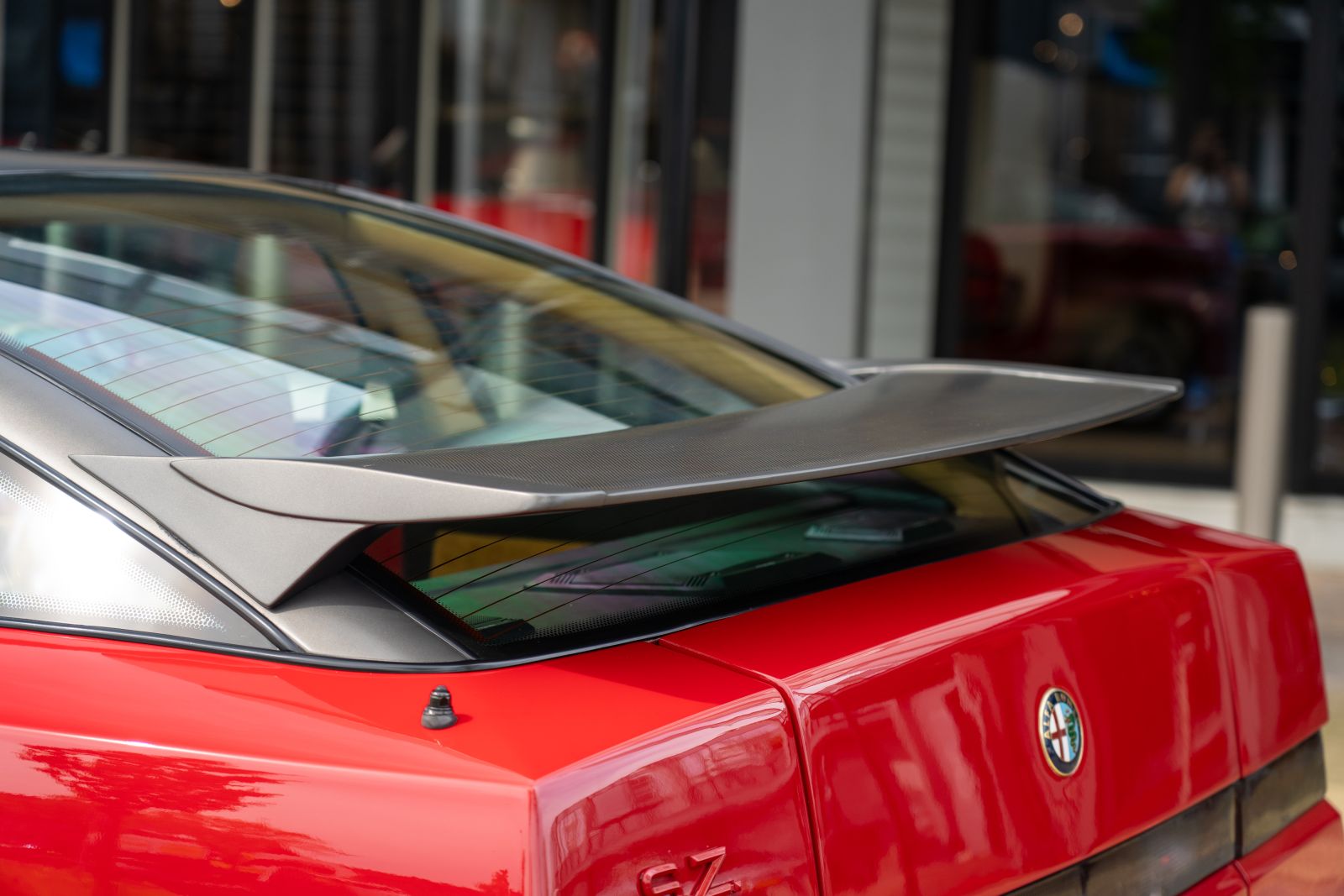 Alfa Romeo SZ (1990) — photo 27