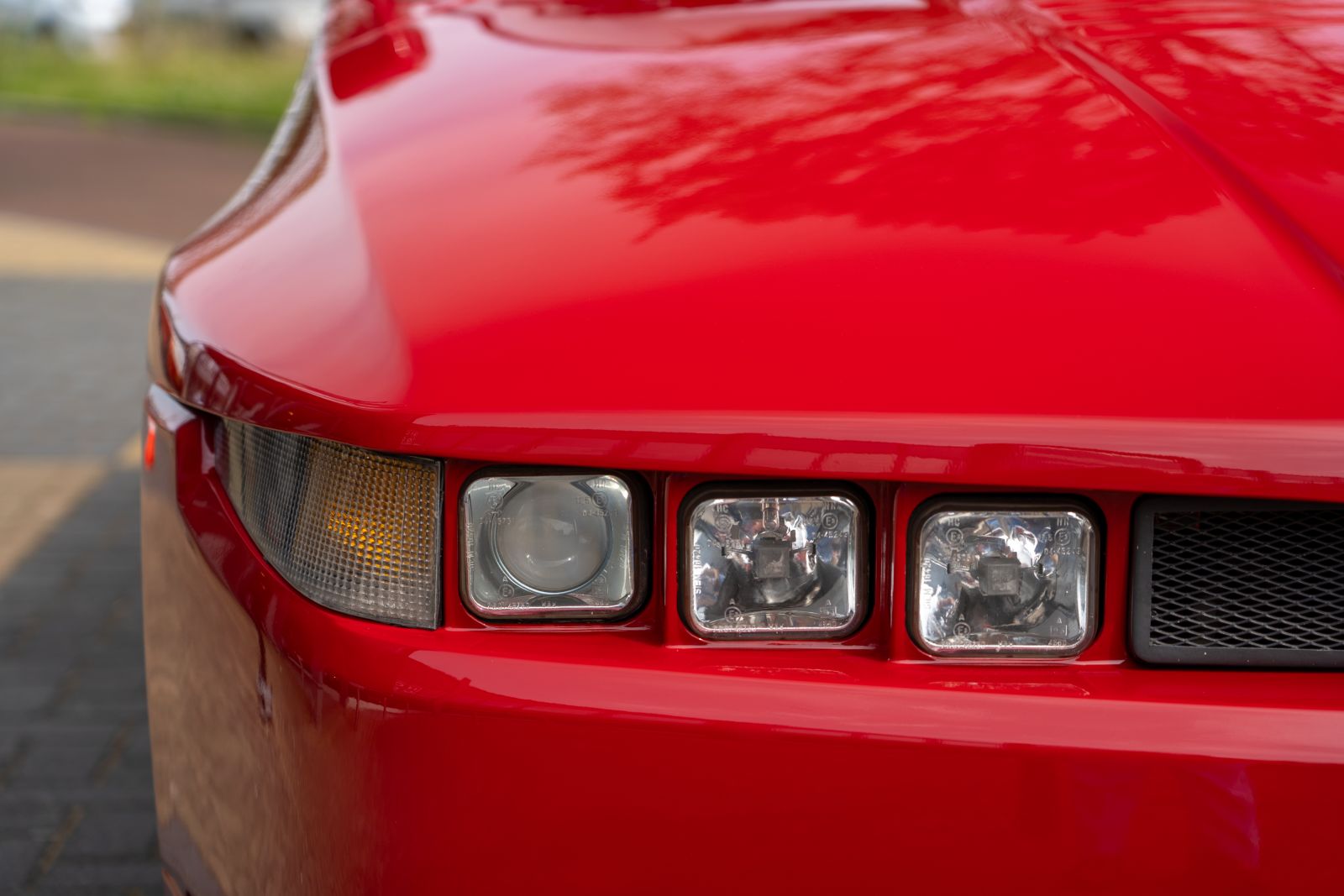 Alfa Romeo SZ (1990) — photo 14