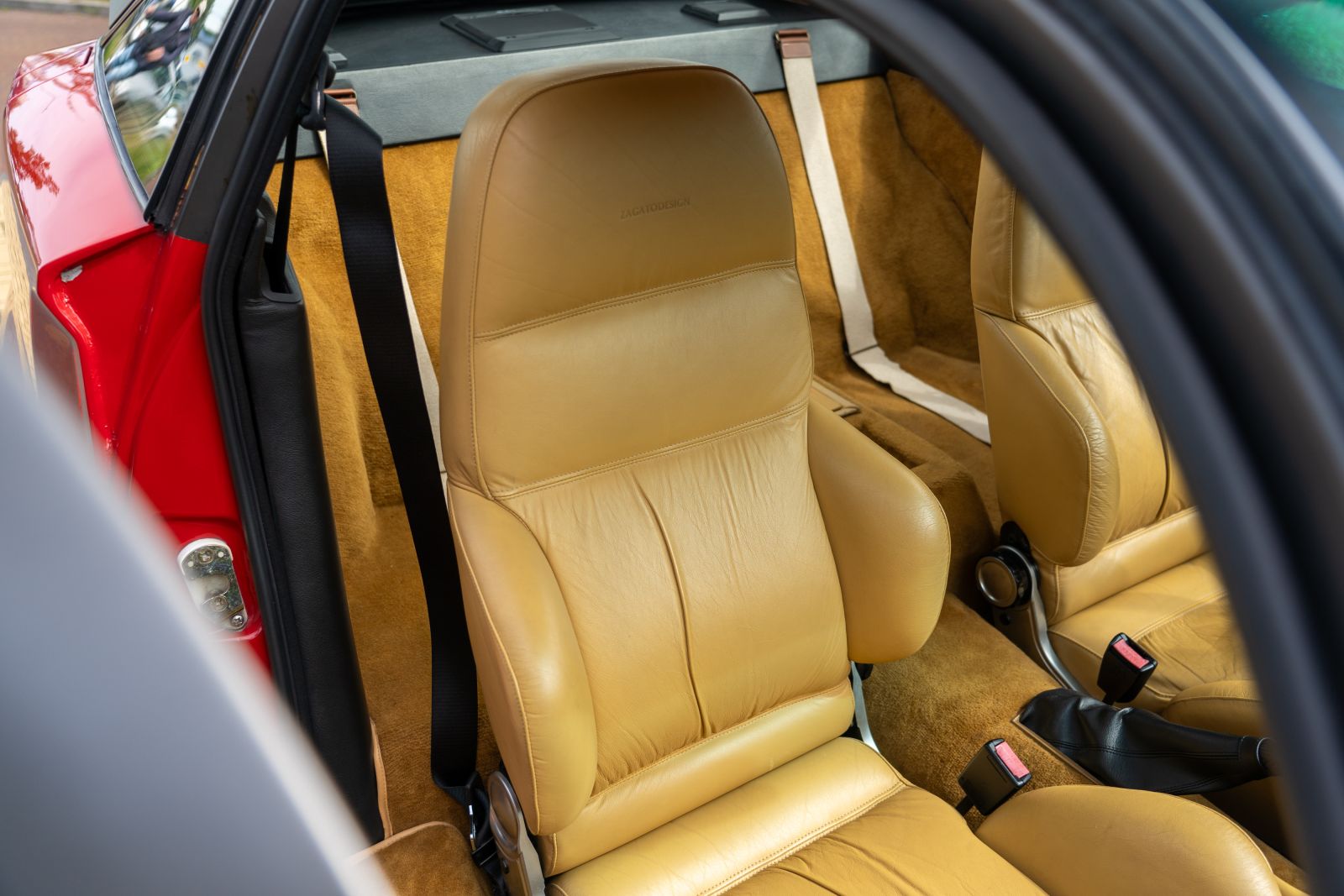 Alfa Romeo SZ (1990) — photo 61