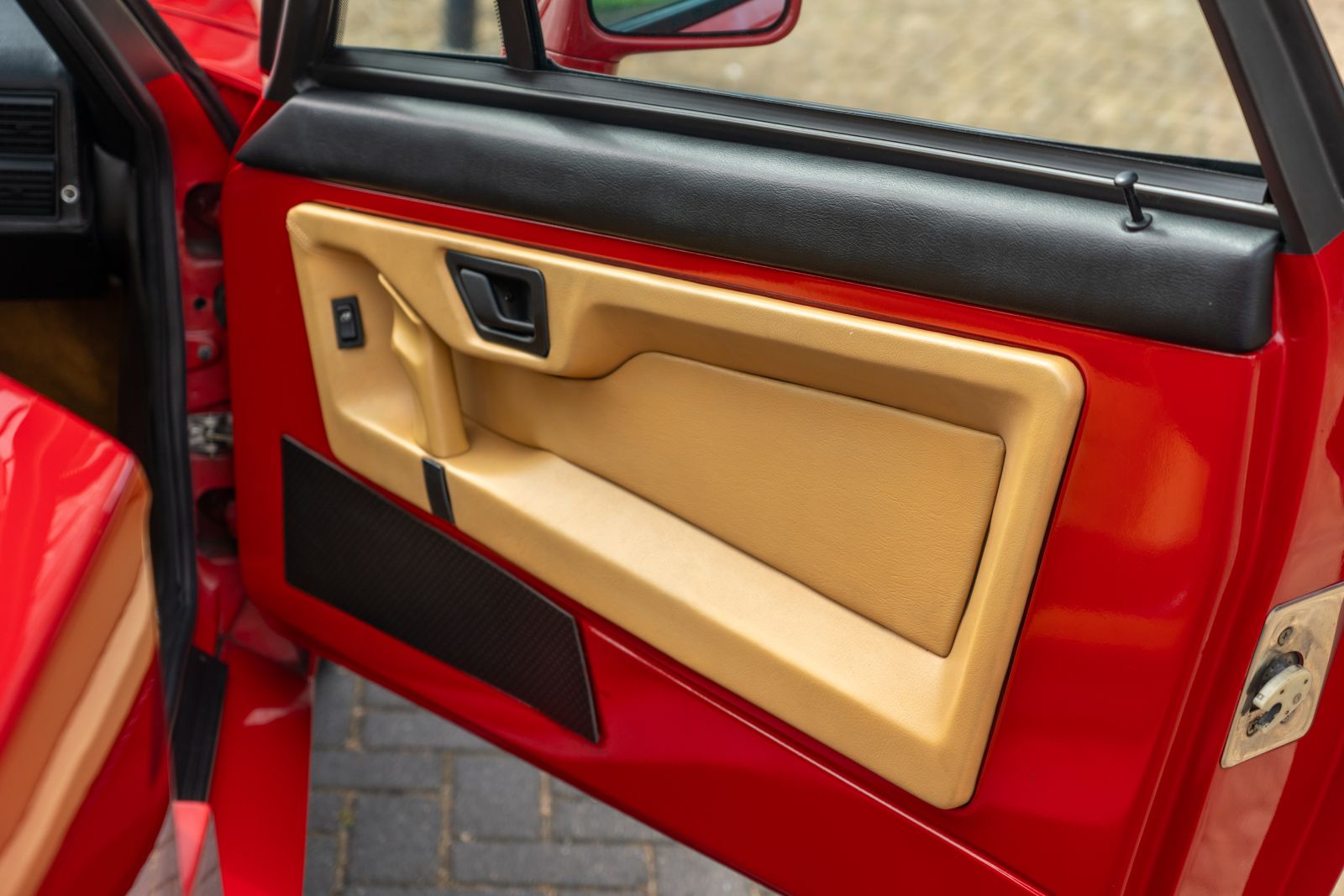 Alfa Romeo SZ (1990) — photo 74