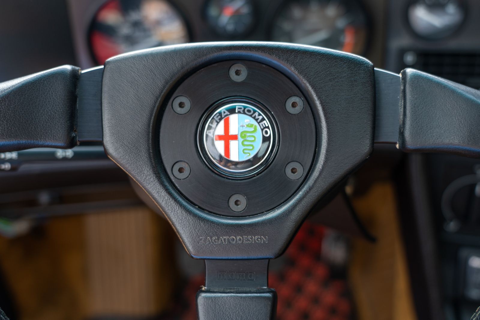 Alfa Romeo SZ (1990) — photo 71
